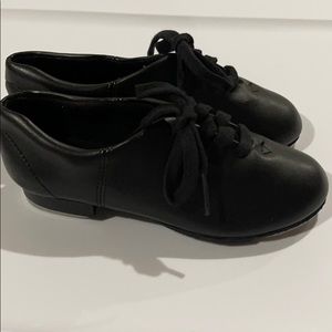Capezio NWOT Tap shoes